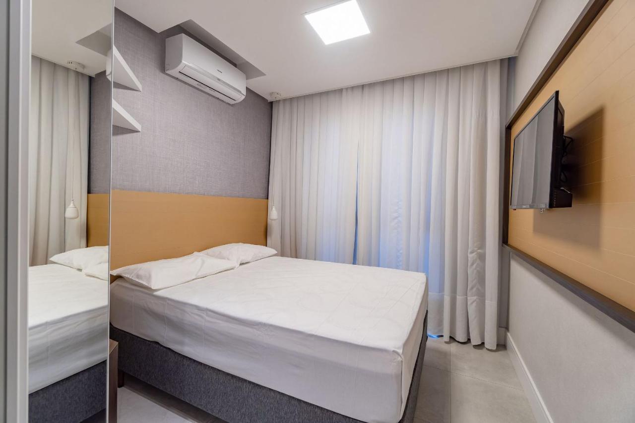 Porto Madero - Amplo Apartamento Em Condo Com Piscina Бомбиньяс Экстерьер фото
